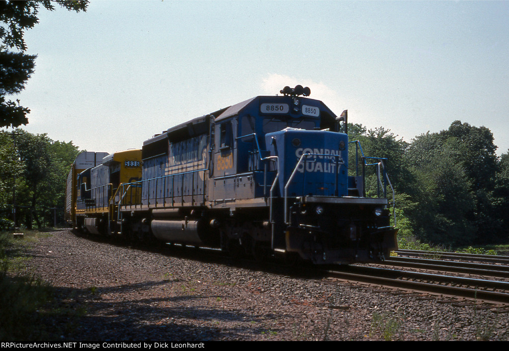 CSX 8850